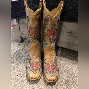 Womens Corral Boots. Heart and Wing
